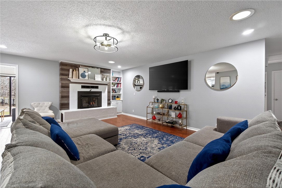 Cunningham Sub Bvv - Residential