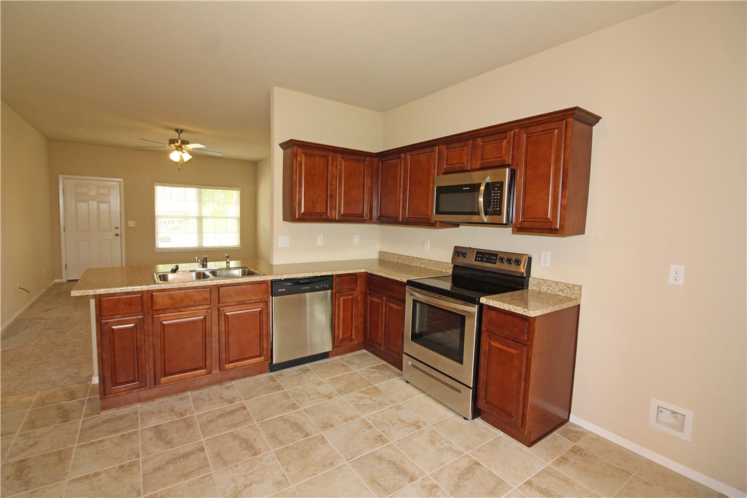 Kerelaw Castle Bentonville - Residential Lease