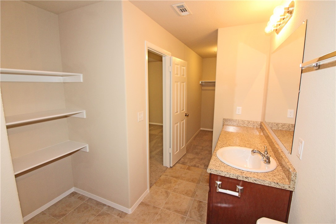 Kerelaw Castle Bentonville - Residential Lease