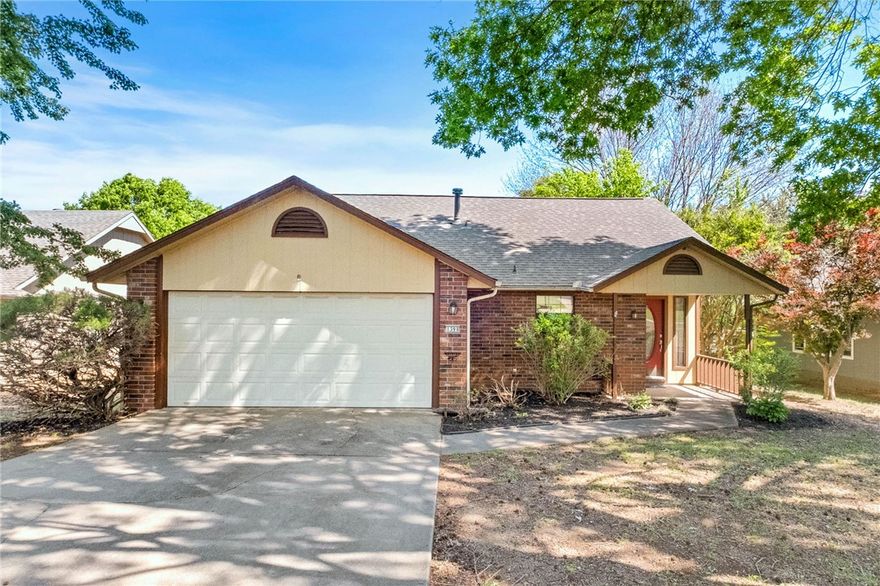 Discover this charming 3-bedroom, 2-bathroom home nestled in a prime East Fayetteville location close to the best Fayetteville has to offer with easy access to parks, local bike trails, shopping, dining and top-rated schools. The layout is both comfortable and functional. You will be greeted with an open living area with vaulted ceiling that joins the dining space and living area to feel spacious and open. Enjoy a cozy gas log fireplace in the living room and built-in storage in the dining area. The primary bedroom has a built-in vanity and a large walk-in closet. A spacious two-car garage provides ample storage and convenience. The large backyard offers room to garden, play, or unwind on the deck overlooking the backyard. Whether you’re purchasing your first home or adding to your investment portfolio, this property is one to see!