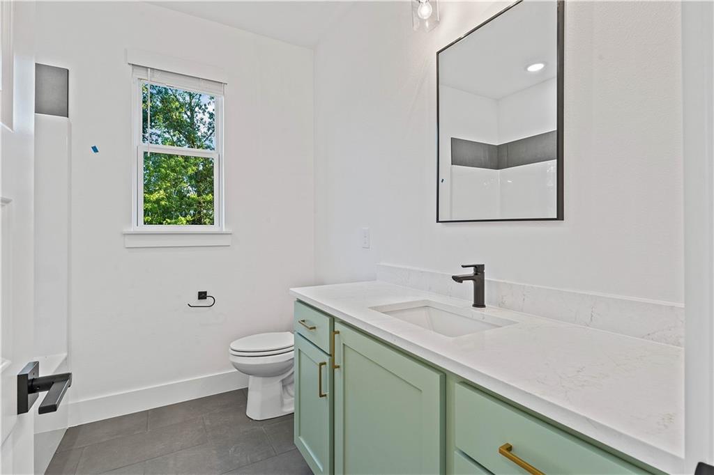 Carnahan Sub Bvv - Residential Lease