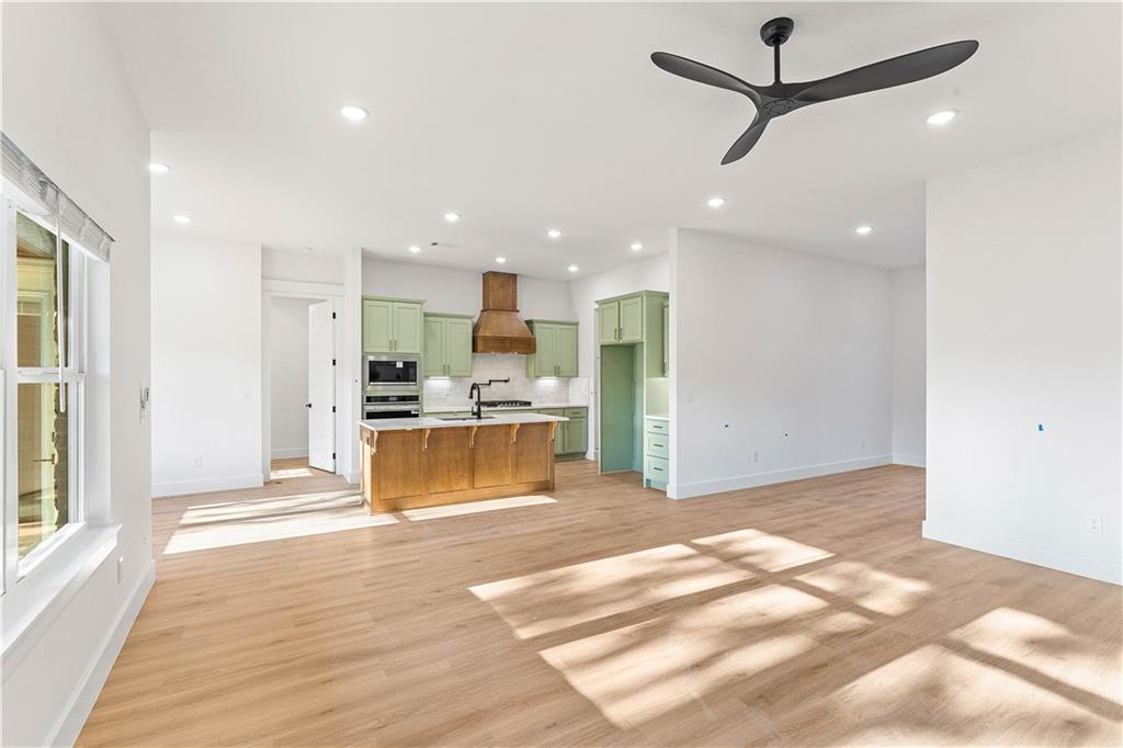 Carnahan Sub Bvv - Residential Lease