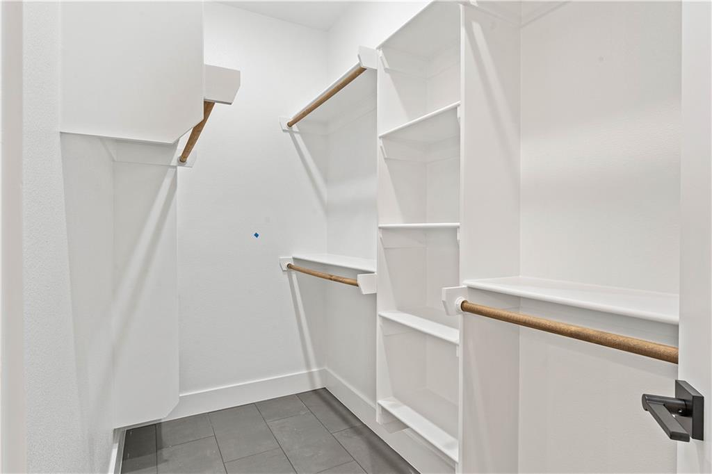 Carnahan Sub Bvv - Residential Lease