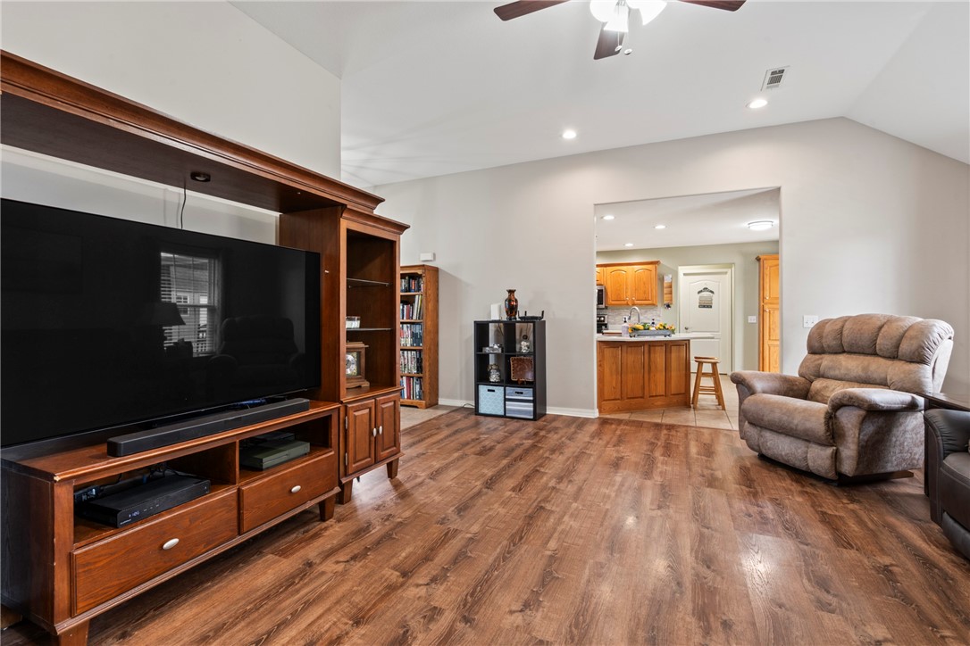 Stonecrest Sub Ph 1 Siloam Spgs - Residential