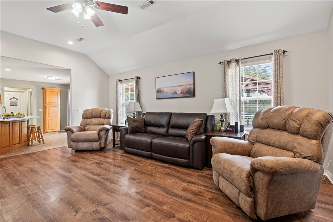 Stonecrest Sub Ph 1 Siloam Spgs - Residential