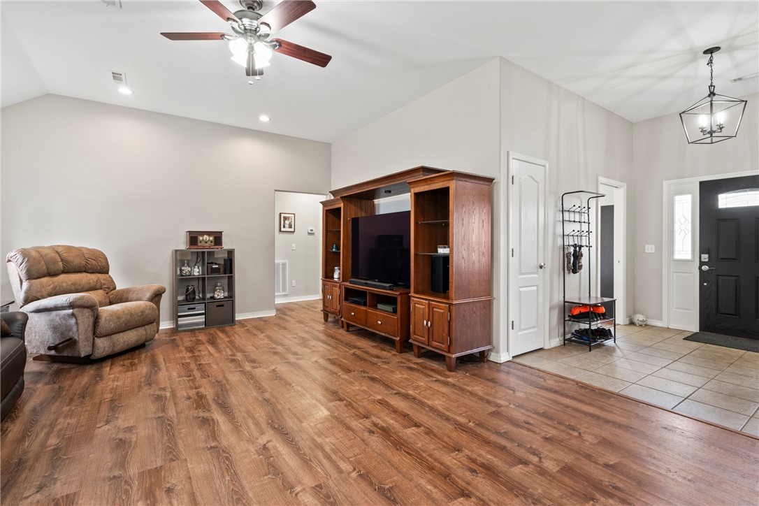 Stonecrest Sub Ph 1 Siloam Spgs - Residential