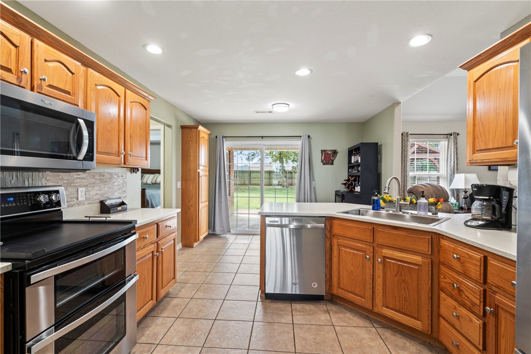 Stonecrest Sub Ph 1 Siloam Spgs - Residential