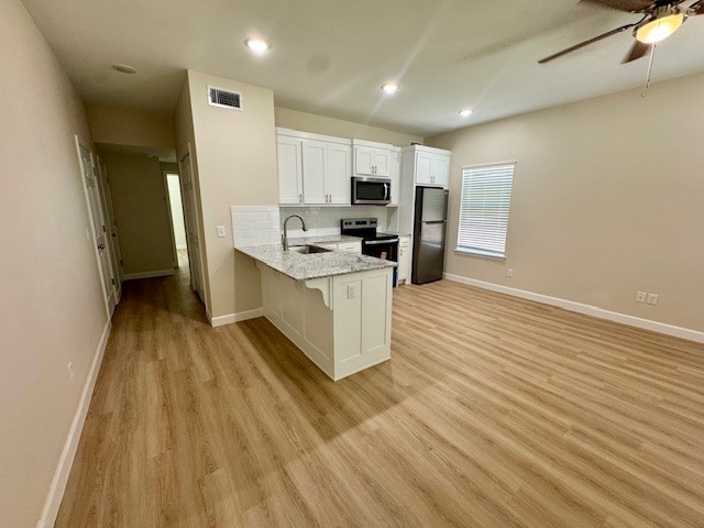 HOLCOMBS SECOND - Residential Lease