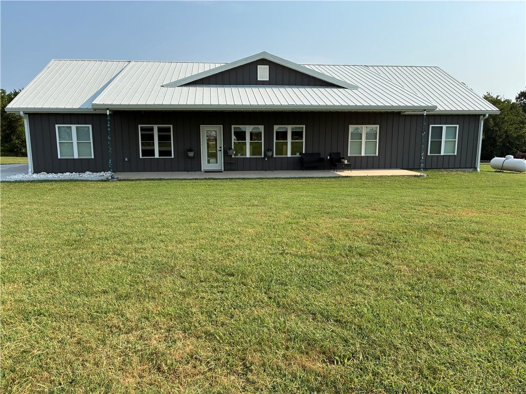 17169 N White Oak Ridge Road