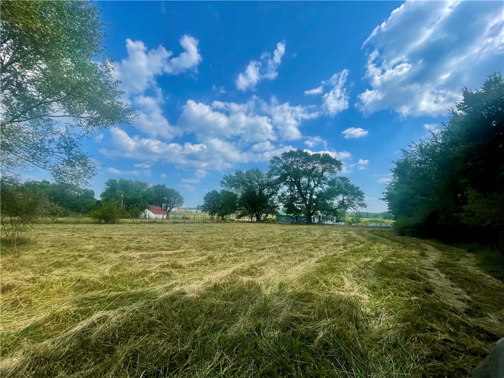 Lincoln Outlots - Land