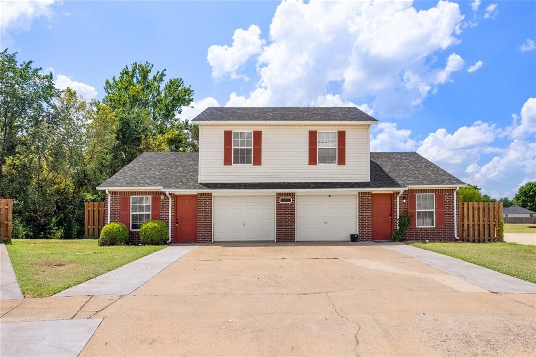 This well maintained duplex backed up to the woods is just 3 miles from Downtown Bentonville and 4 miles from the new Walmart Home Office Campus, offering unbeatable convenience for both living and investing. One side is vacant, move-in ready, and includes all appliancesāperfect for an owner-occupant to live in while generating rental income from the other side. With a brand-new roof, and strong rental demand in Bentonvilleās thriving market, this property is truly turn-key and positioned for both comfortable living and excellent cash flow potential, all while being minutes from world-class mountain biking trails, Crystal Bridges Museum, top-rated schools, and Bentonvilleās vibrant dining and shopping scene. Schedule your showing today!