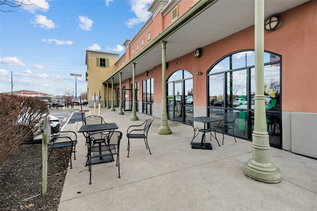 Tuscany Square - Commercial Lease
