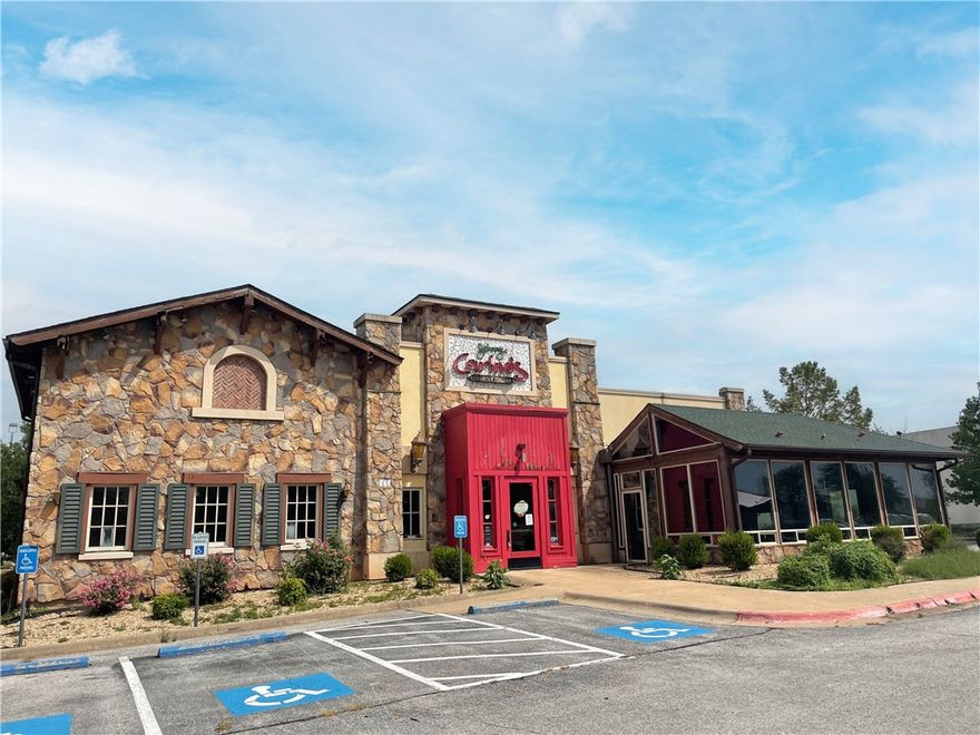 Strategically located in the heart of Rogers' commercial trade area, this property enjoys close proximity to a variety of national and local retailers, restaurants, and hotels. Nearby amenities include On The Border, Chili's, Lowe's, McDonald's, and Barnes & Noble, among others. The area also features numerous hotels such as Residence Inn, Hampton Inn & Suites, and the newly constructed Tru by Hilton, collectively offering over 1,270 rooms. This location's robust daytime population and affluent demographics make it an attractive investment opportunity.