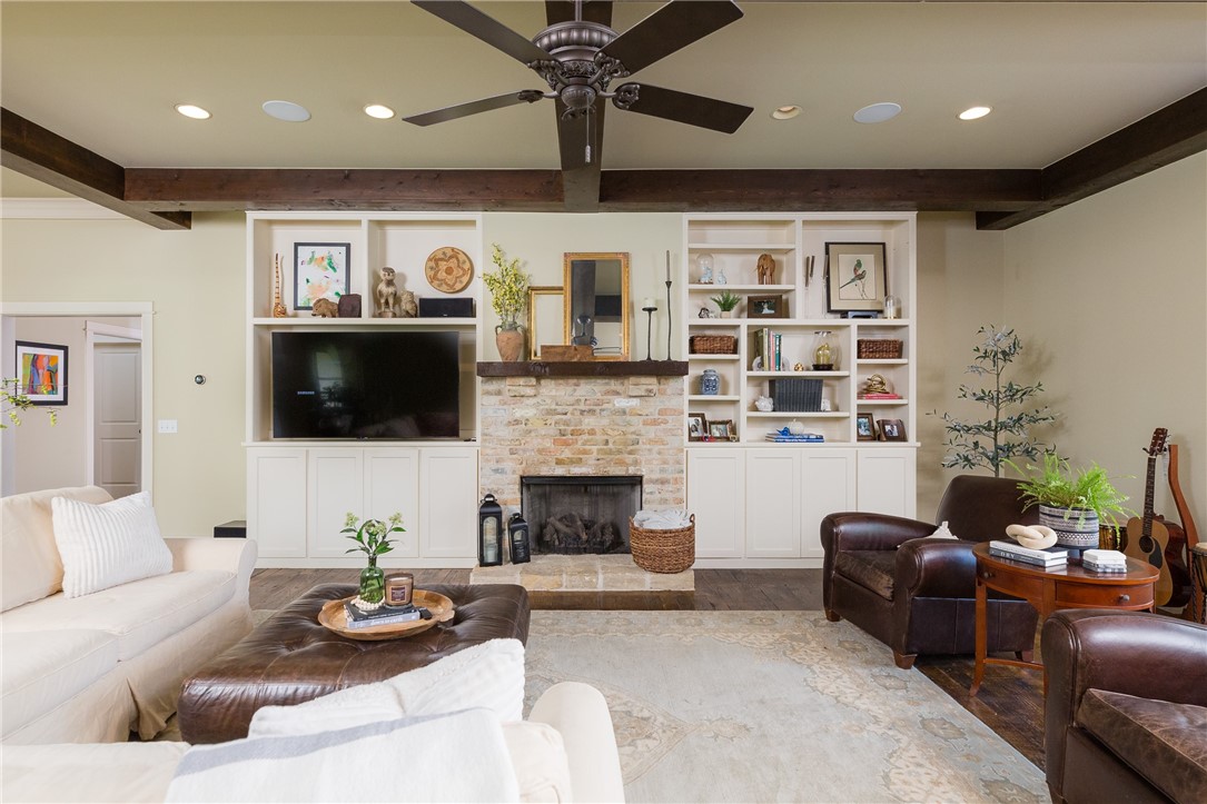 Sassafras Hill - Residential