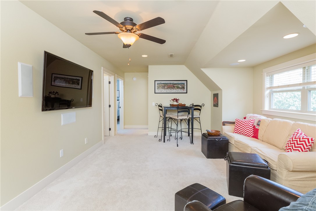 Sassafras Hill - Residential