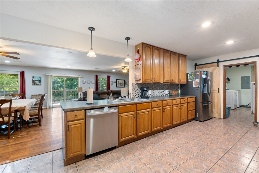 Hillcrest 2nd Add Pea Ridge - Residential