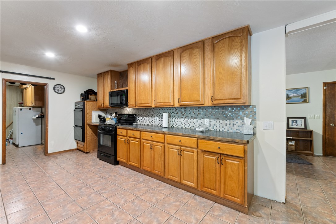 Hillcrest 2nd Add Pea Ridge - Residential