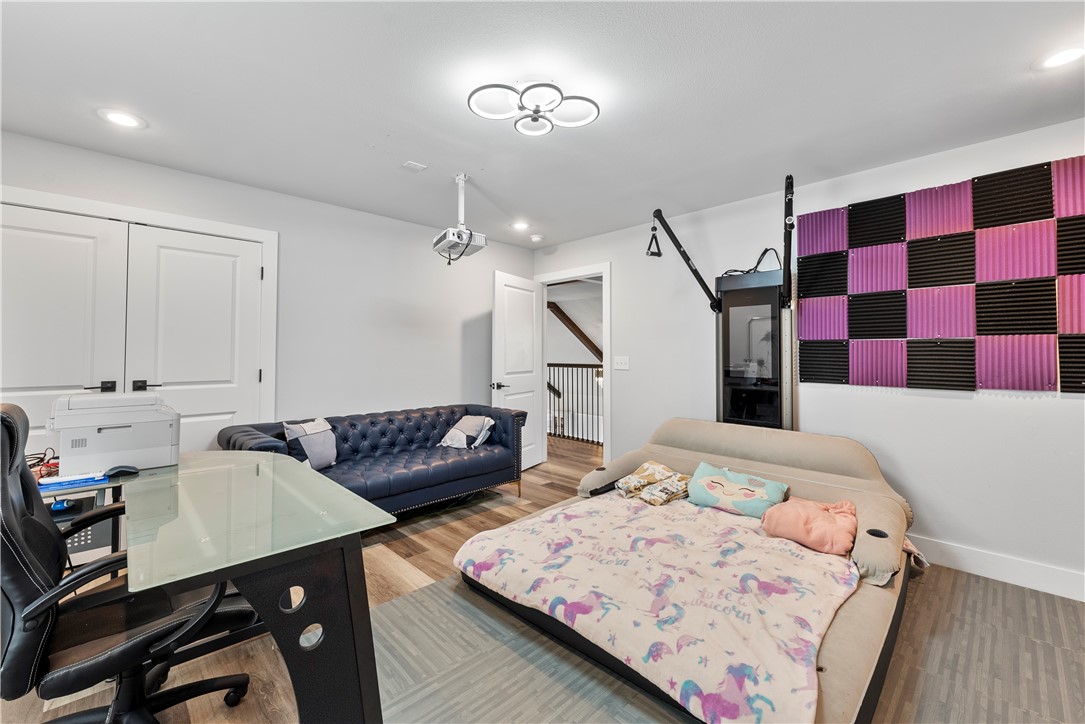 Thornbury Sub Ph V Springdale - Residential