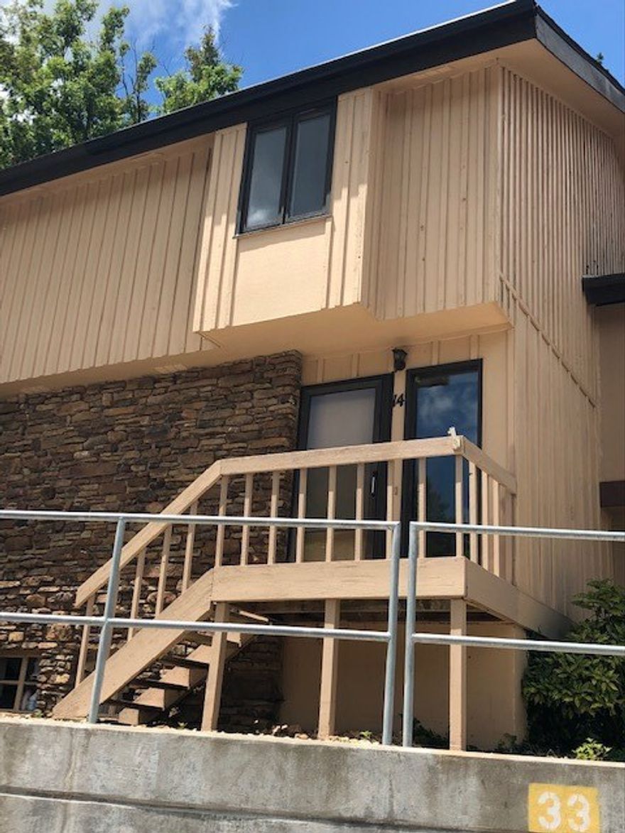 Great property for investors, first time owners or VRBO/AirBNB operators./  Close to golf, lakes and bike trails.  Convenient to US 71.  Washer, dryer & fridge stay.  New roof just installed.