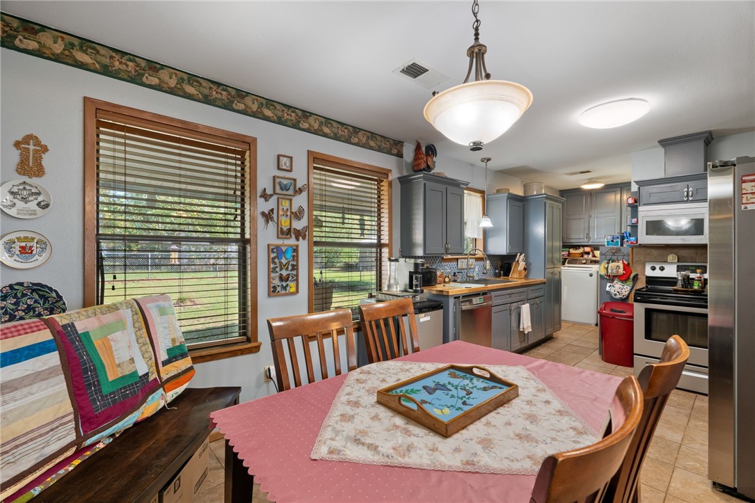 Acreage-Lavaca - Residential