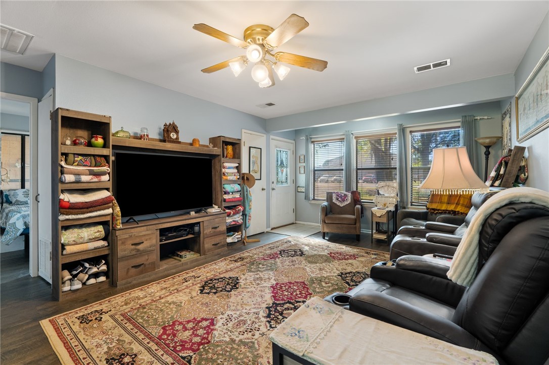 Acreage-Lavaca - Residential