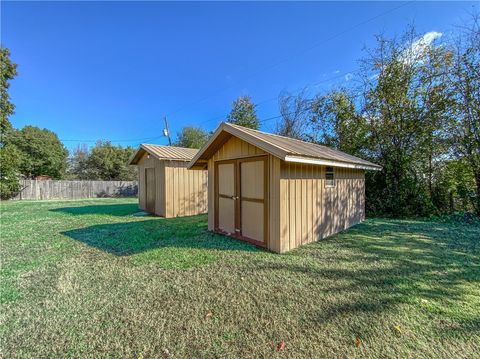 Single Family Residence in Berryville AR 911 Craig Street 9.jpg