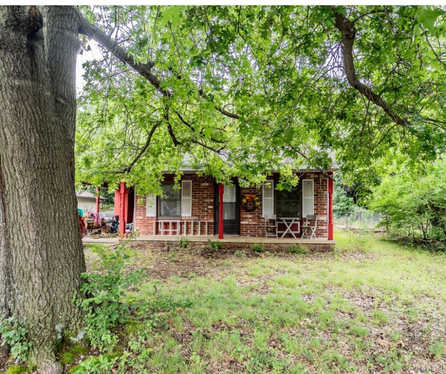 Discover the charm of this delightful 3-bedroom, 2-bath home nestled in the heart of Fayetteville, Arkansasāwhere convenience meets character. With approximately 1,056 square feet of thoughtfully laid out living space, this cozy residence is the ideal candidate for a stylish renovation, a savvy renovation flip, or a lovingly updated family haven.
