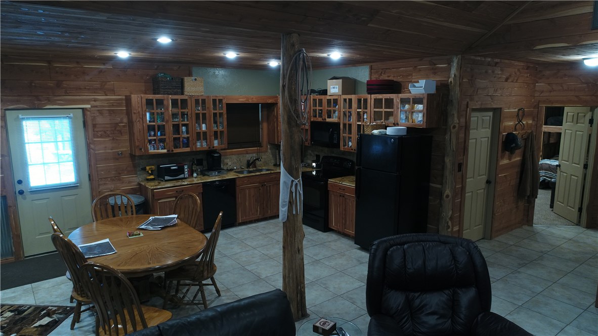 08-19-32-Rural - Land