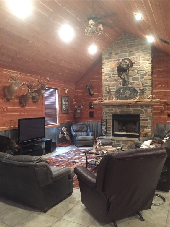 08-19-32-Rural - Land