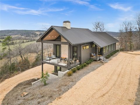 4315 Madison 1505 Huntsville AR 72740