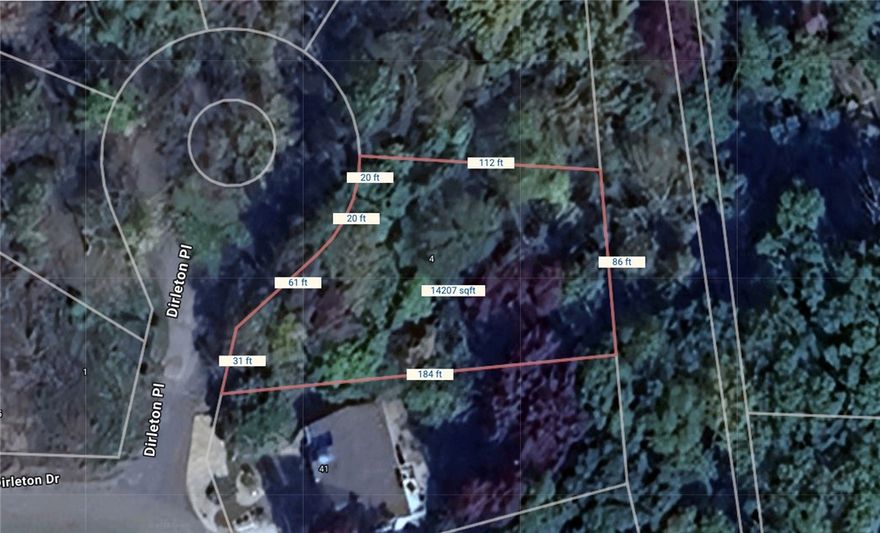Quiet and secluded Bella Vista cul-de-sac building site ready for your home. Loch Lomond Lake nearby. Plenty of Golf and Country Club amenities right around the corner. Water and electric at street.