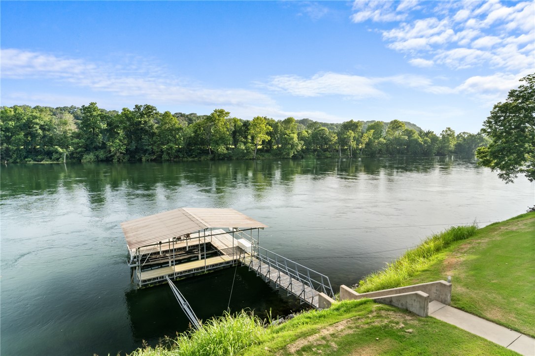 Rainbow Drive Terrace - Residential
