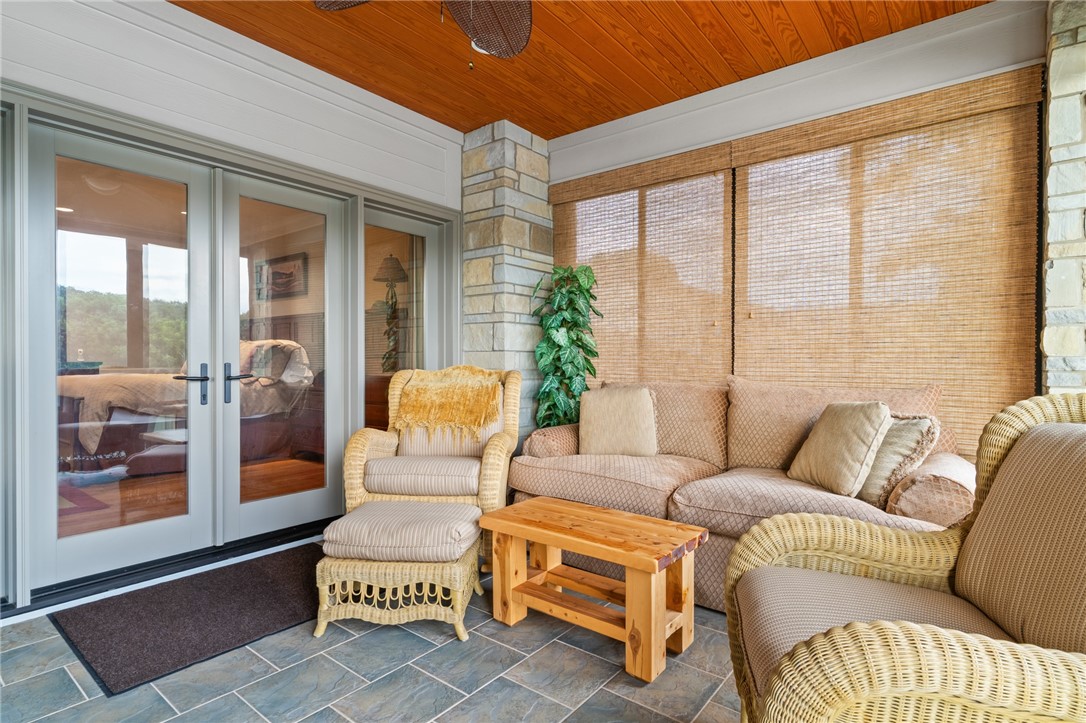 Rainbow Drive Terrace - Residential