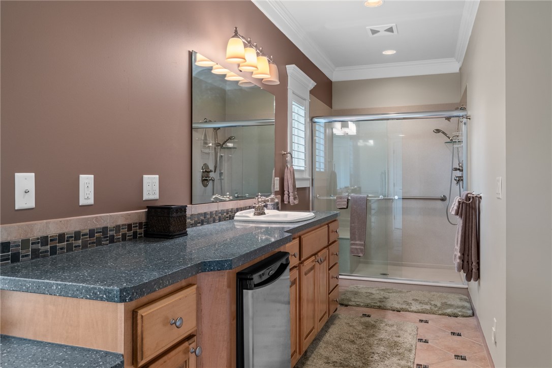 Rainbow Drive Terrace - Residential