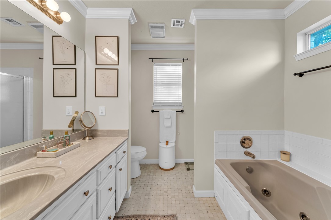 Whispering Timbers Ph 5 Rogers - Residential