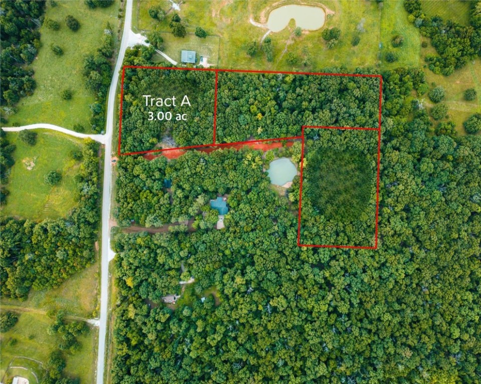 Build your dream home on this 3 acre lot with the privacy of mature trees. Enjoy this private retreat with a creek that runs along the side of the property. Perc test complete, city water possibly available dec 2025 verify to your own satisfaction.