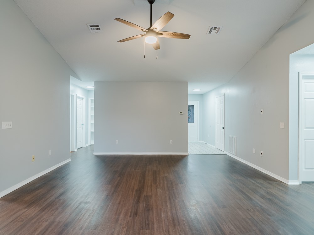 Walnut Valley Sub Bentonville - Residential Lease
