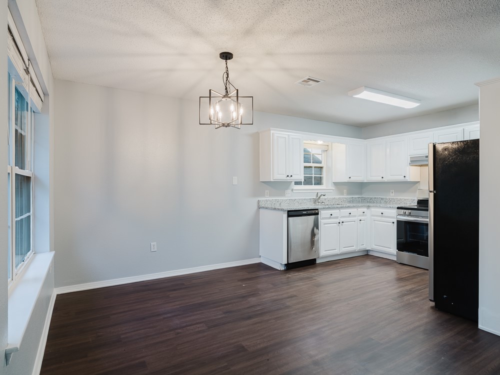 Walnut Valley Sub Bentonville - Residential Lease