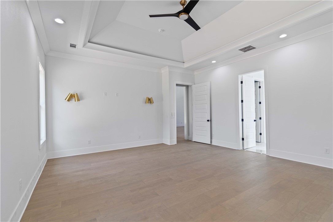 SOARING AT SCISSORTAIL SUB-ROGERS - Residential