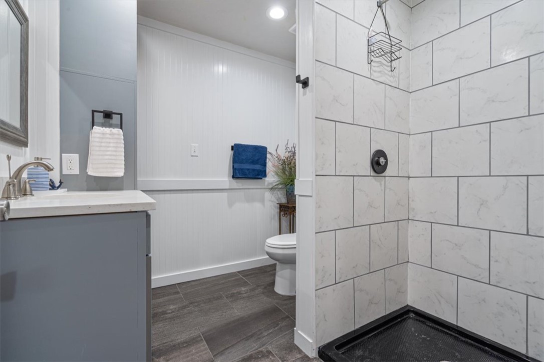 Unit 7 Holiday Island - Residential