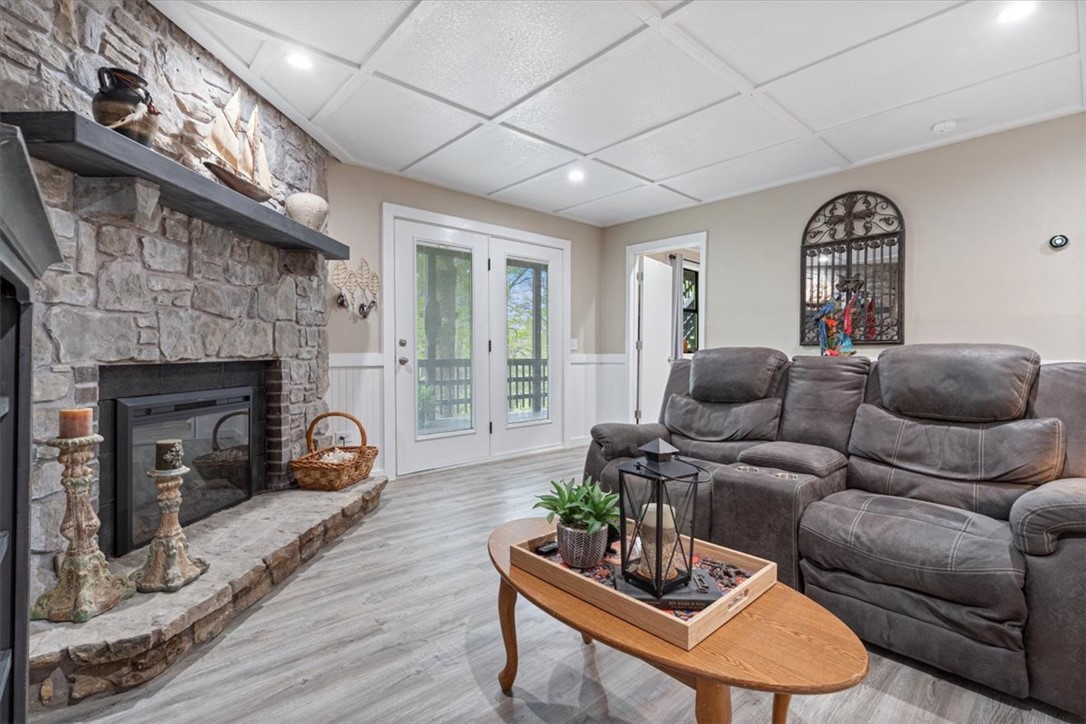 Unit 7 Holiday Island - Residential