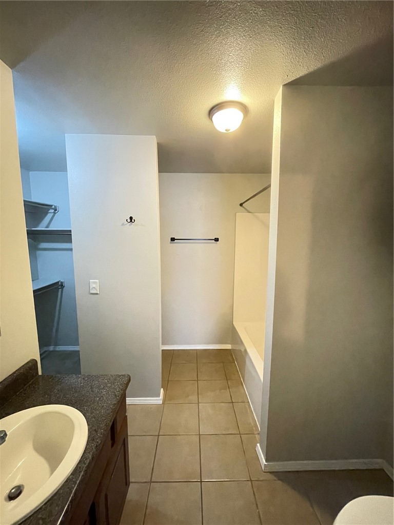 Heritage East Ph II - Residential Lease