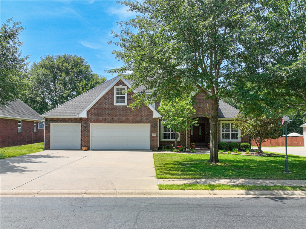 Welcome home to this custom built house in the coveted Saddlebrook Farms gated community! This well-maintained home offers a spacious layout with plenty of natural light, an updated kitchen, 2 cozy living areas, a large home office, & a bonus room. Inside youāll find the perfect kitchen for entertaining, complete with a large granite island, eat-in area, abundant cabinetry, double ovens, & even a separate formal dining area. Other notable features are the 3-car garage, tornado shelter, real wood flooring, new carpet within the last 6 months, new gutter downspout system with leaf guard in 2022, new central vac system in 2022, & custom built-ins. Enjoy the convenience of the private backyard, ideal for outdoor gatherings or quiet evenings. The backyard boasts mature trees & space to add a pool, expand the patio area, etc. Location comes as a plus on this incredible home as it is centrally located near local amenities. Whoās ready to own their dream home? Seller offering $5,000 in rate buy down or concessions!