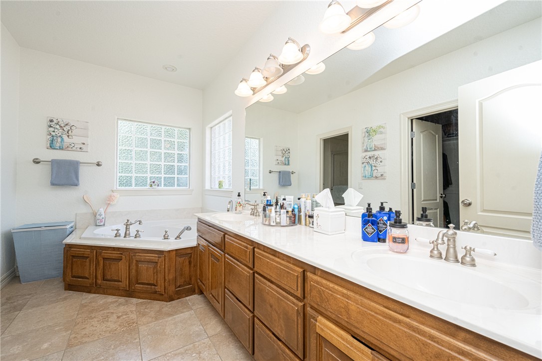 Saddlebrook Farm Sub Rogers - Residential