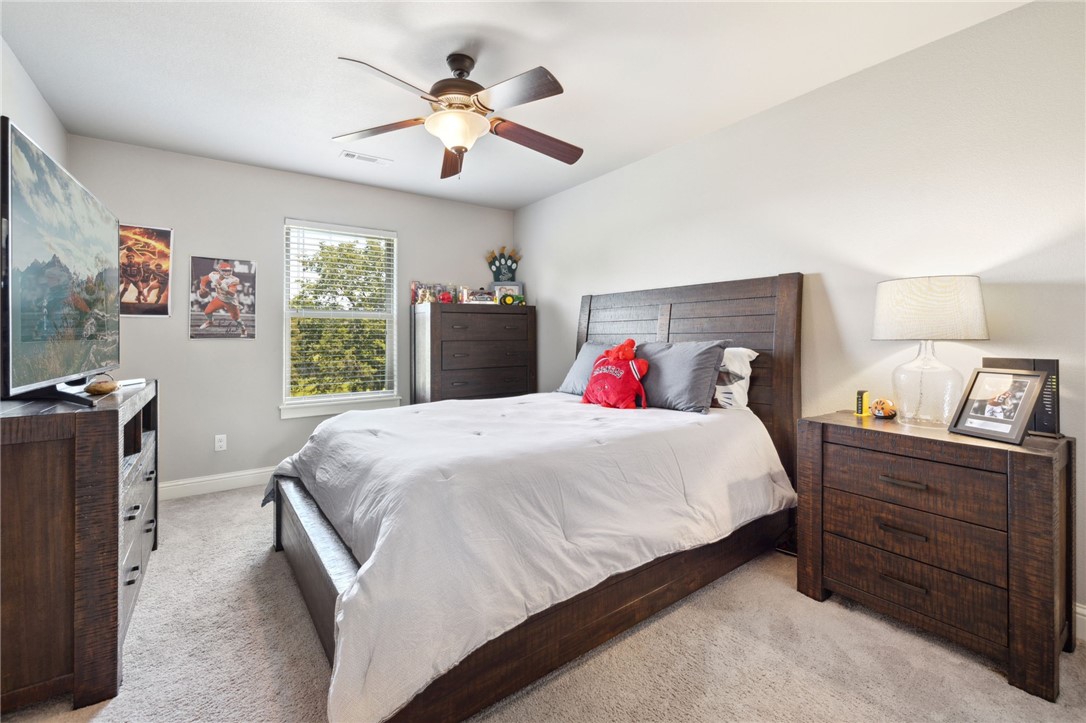 Waterford Estates At Hissom Ranch - Residential