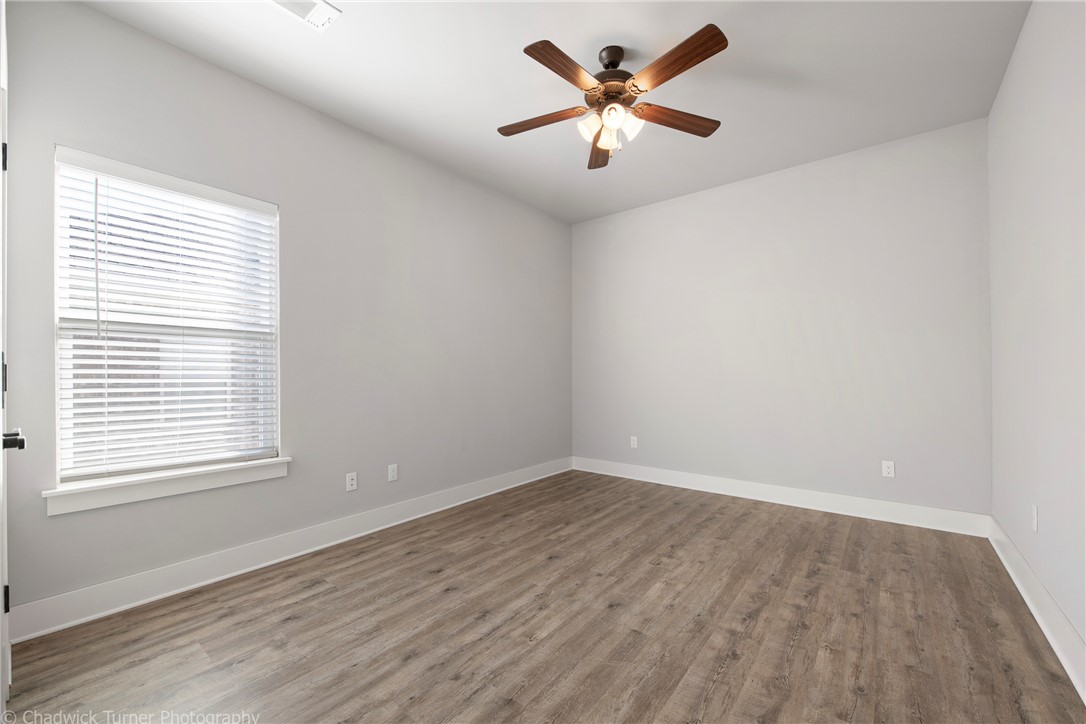 Willow Run Pea Ridge - Residential Lease