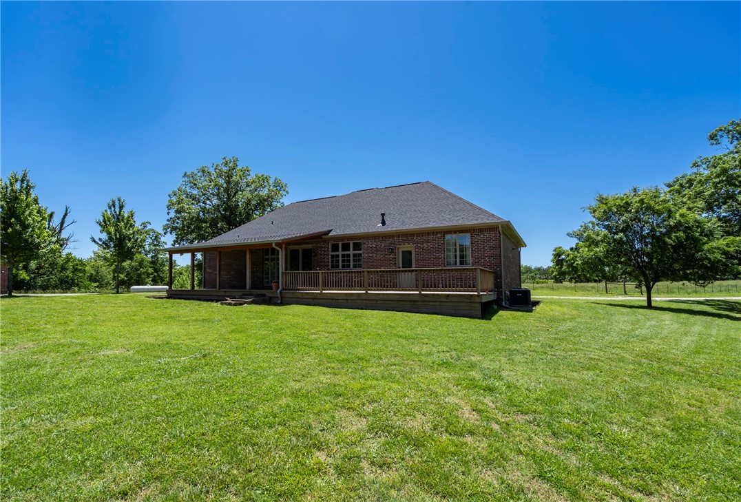 02-20-32-GRAVETTE - Residential