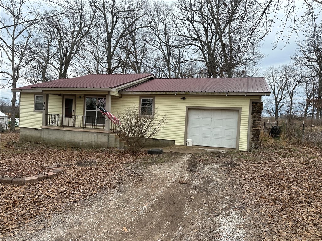 3BR 1.5BA home sitting at the end of the road with 3.5 acres, with several large oak trees scattered across the property. Property has large fenced yard plus pasture fenced for livestock. Great location in the Valley Springs school District.