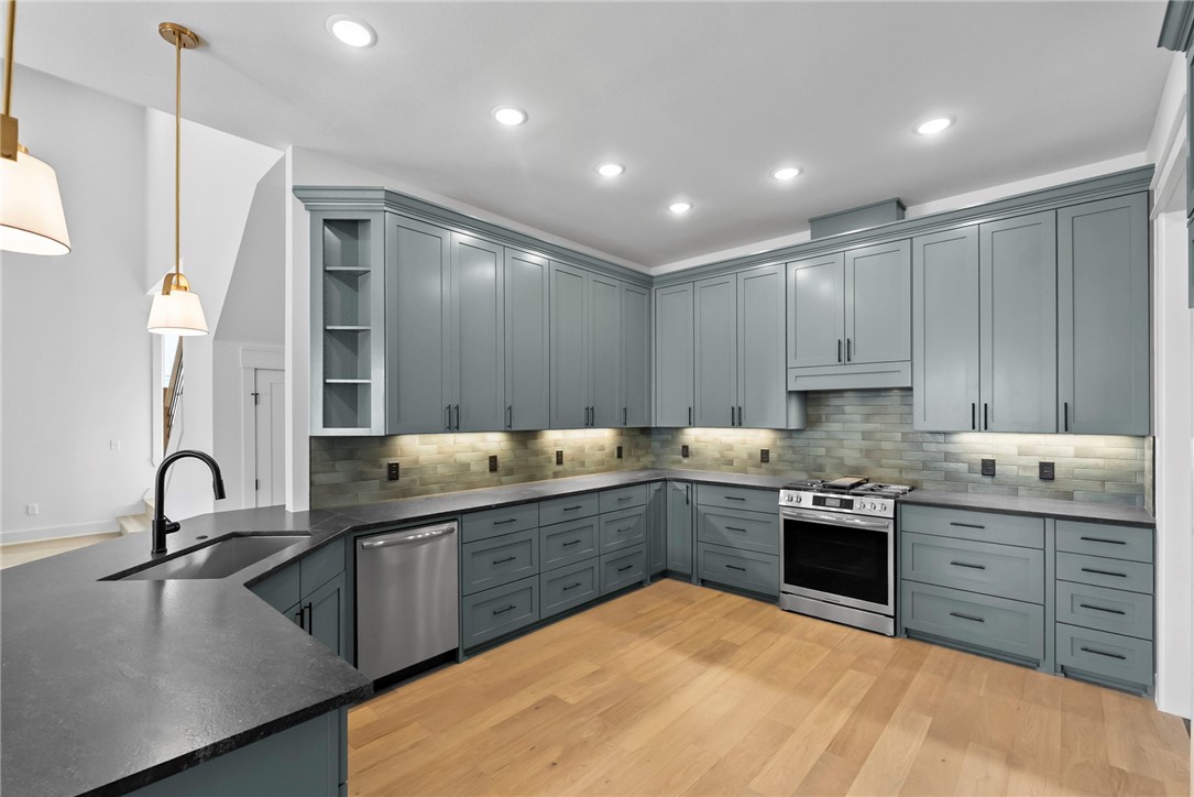 Silver Leaf Estates Ph I Centerton - Residential
