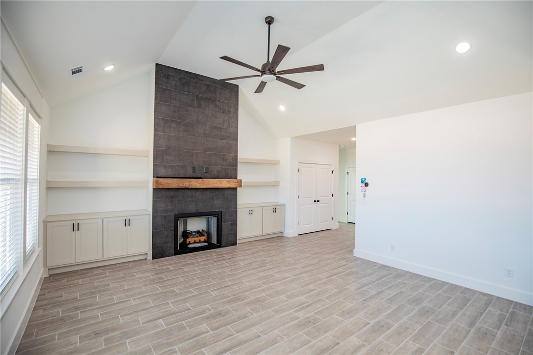 SPRING CREEK FARMS PH I-SPRINGDALE - Residential Lease